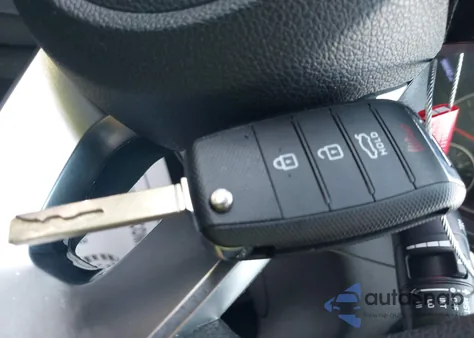 2020 Kia Optima Lx z USA, uszkodzony, nr VIN 5XXGT4L39LG390201